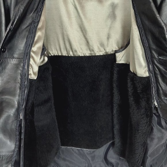 MEN'S GENUINE LEATHER BUTTON FRONT COAT BY OAKTON (M) - Picture 9 of 15